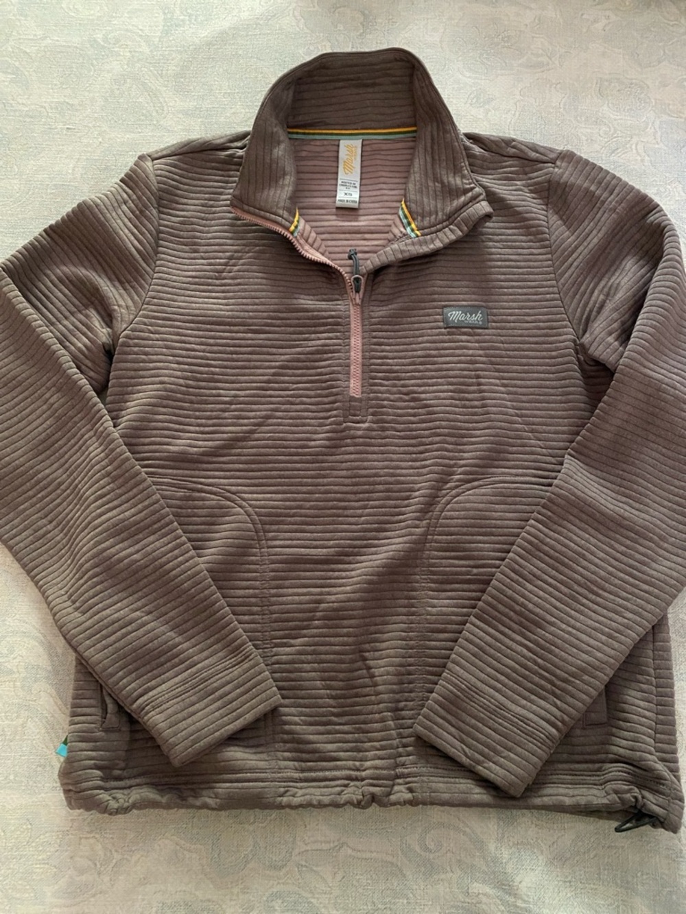 Marsh wear women’s XS Ribbed Half-Zip Pullover in Brown with Gold & Green Trim